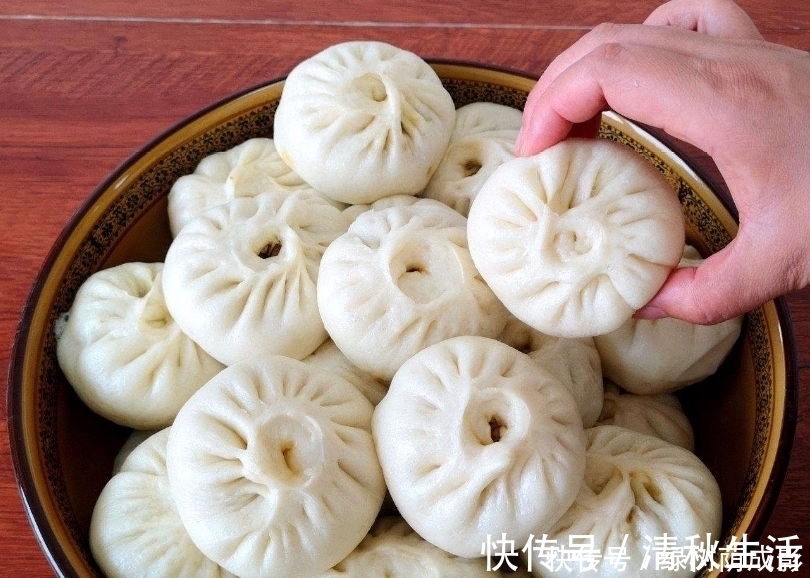 汉堡包|冬季养胃正当时,胃科专家提醒:不想胃受伤,3种早餐别多吃