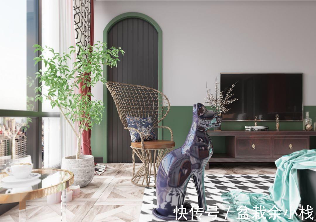 墨绿色|古朴的弧形拱门,墨绿色的半墙,打造出不一样的南洋复古风
