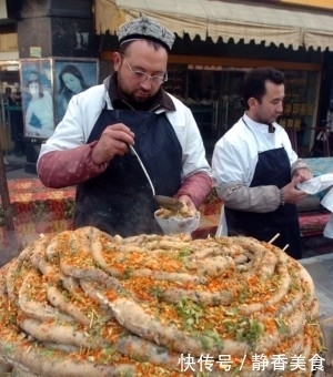 特色小吃|大哥卖特色小吃十年,20元一碗出锅就被抢,顾客:怎么吃都不腻