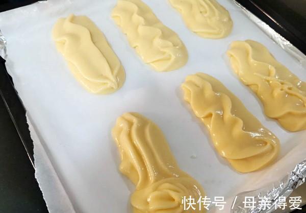 柠檬汁|空心泡芙，填入芒果冰淇淋，果酸成了甜蜜的幸福桥梁