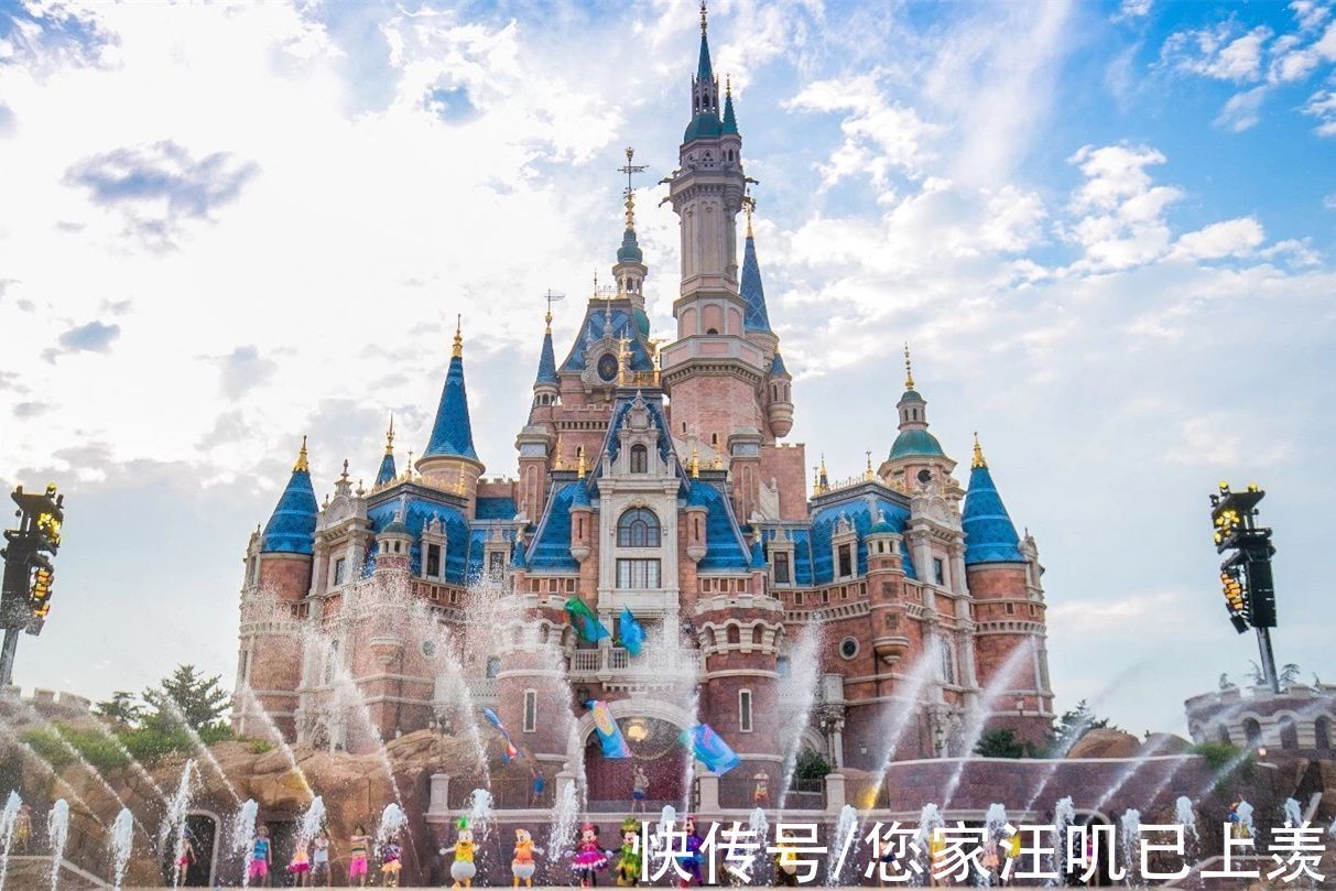 小姐姐|网友COS迪士尼公主,三次元日常装太惊艳,“在逃公主”破圈了