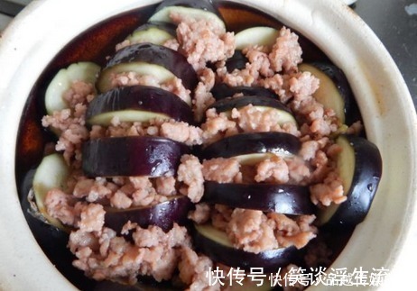 茄子|做肉末茄子时，下锅前做好这一步，茄子入味不变色，好吃不油腻