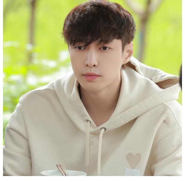 排名|5大综艺势力榜排名揭晓,顶流艺人难撑数据,00后爱豆后来居上