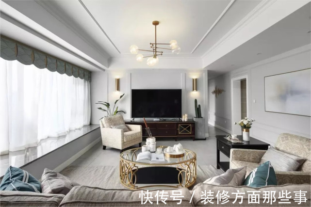 屏风|159平美式风四居室,沙发墙的居然是灰蓝色木质屏风