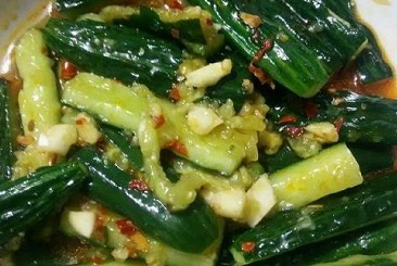 食用|黄瓜营养丰富,很多人爱吃,但副作用了解吗专家解答“10禁忌”