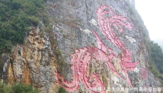 桃源|中国排名第五，有河流和钟乳，成群燕子在空中舞，广西凤山穿龙岩