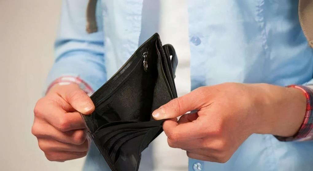 退休金|想要晚年过得幸福,父母要趁年轻存够这四份钱,才能真正无忧