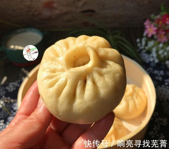 香辣白菜粉丝包子!