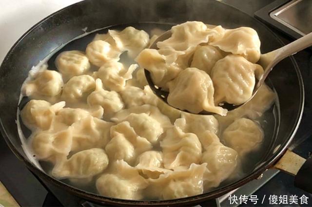 夏天,用它包饺子,又香又嫩,1元钱一斤,比韭菜茴香还好吃