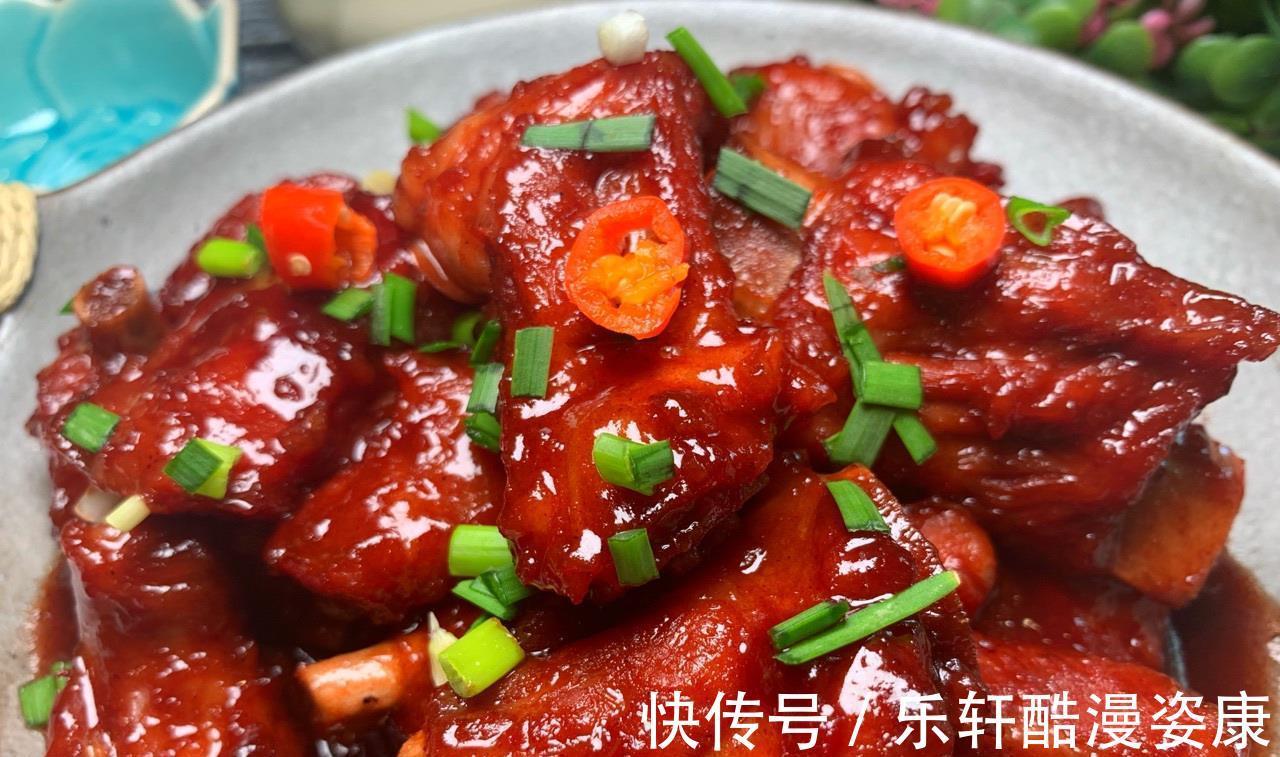 排骨|排骨和腐乳碰撞在一起，色泽红润、甜而不腻，搭配米饭，百吃不厌