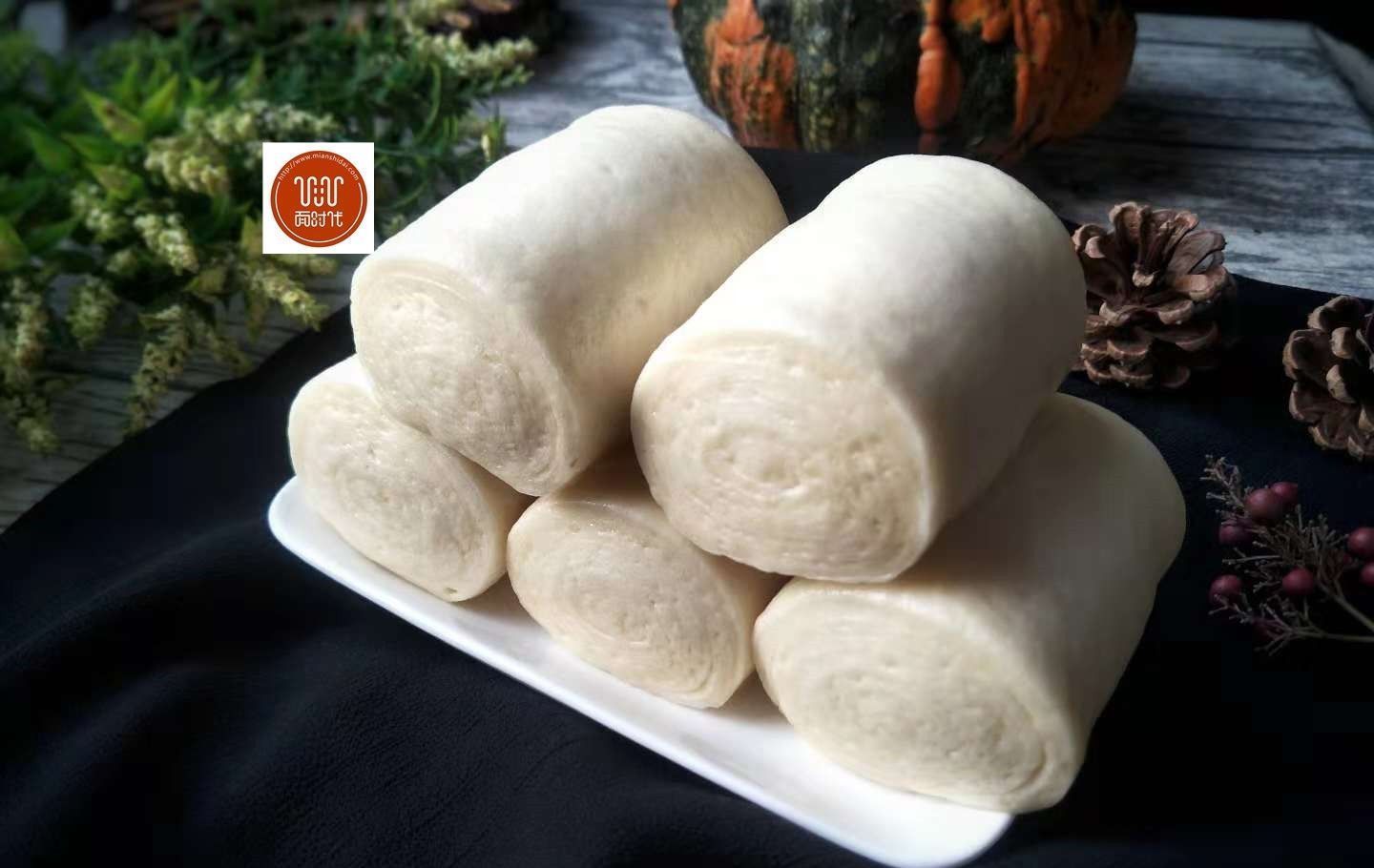 蒸馒头不用提前发面了,只需10分钟,不回缩不塌陷,方便还快捷!