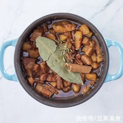 入口即化，肥而不腻，好吃到一粒米也不剩|烤箱版卤肉饭 | 冰糖