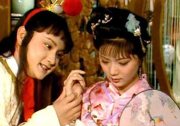 元春@读《红楼梦》:王夫人为什么选择薛宝钗,因为她没得选