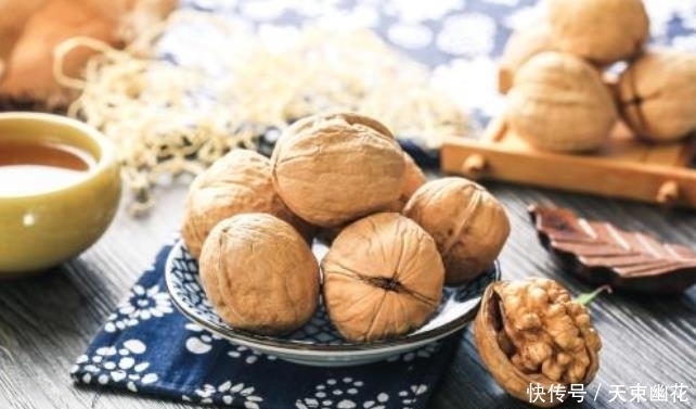 女性常吃以下幾種食物可以美容養(yǎng)顏