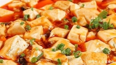 香辣可口,外酥里嫩,小朋友都爱吃,美味无法抗拒,一盘不够吃