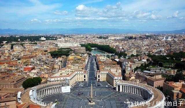 梵蒂冈在国际上有多大地位!