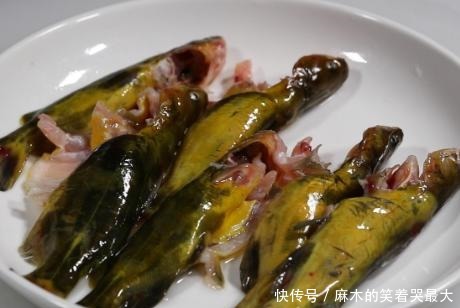 肥美|秋季最肥美的鱼,高钙高蛋白,铁比草鱼高5倍,肉嫩刺少吃着鲜