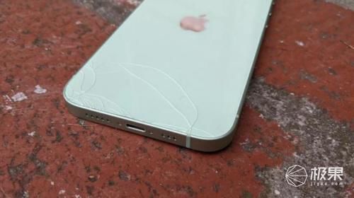 屏幕|iPhone12跌落测试出炉玻璃虽好,背面却伤不起