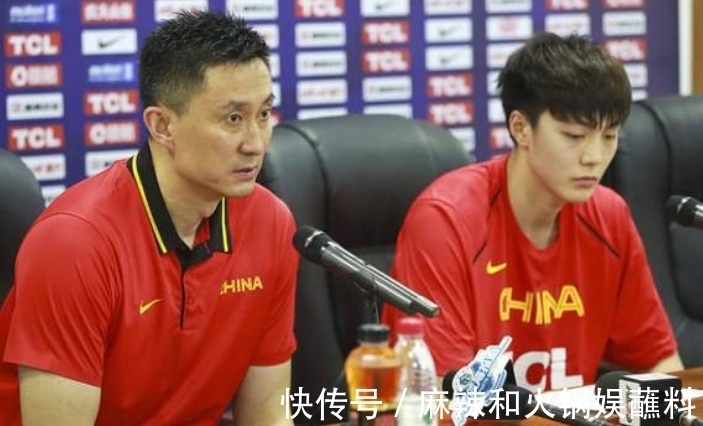阿迪|胡明轩事件持续发酵!名嘴1天6条动态开喷,怒怼某记者:洗得累吗