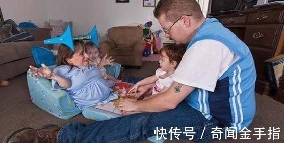 袖珍妈妈|美国身高70厘米的袖珍妈妈,身体肿如气球,如今俩孩子