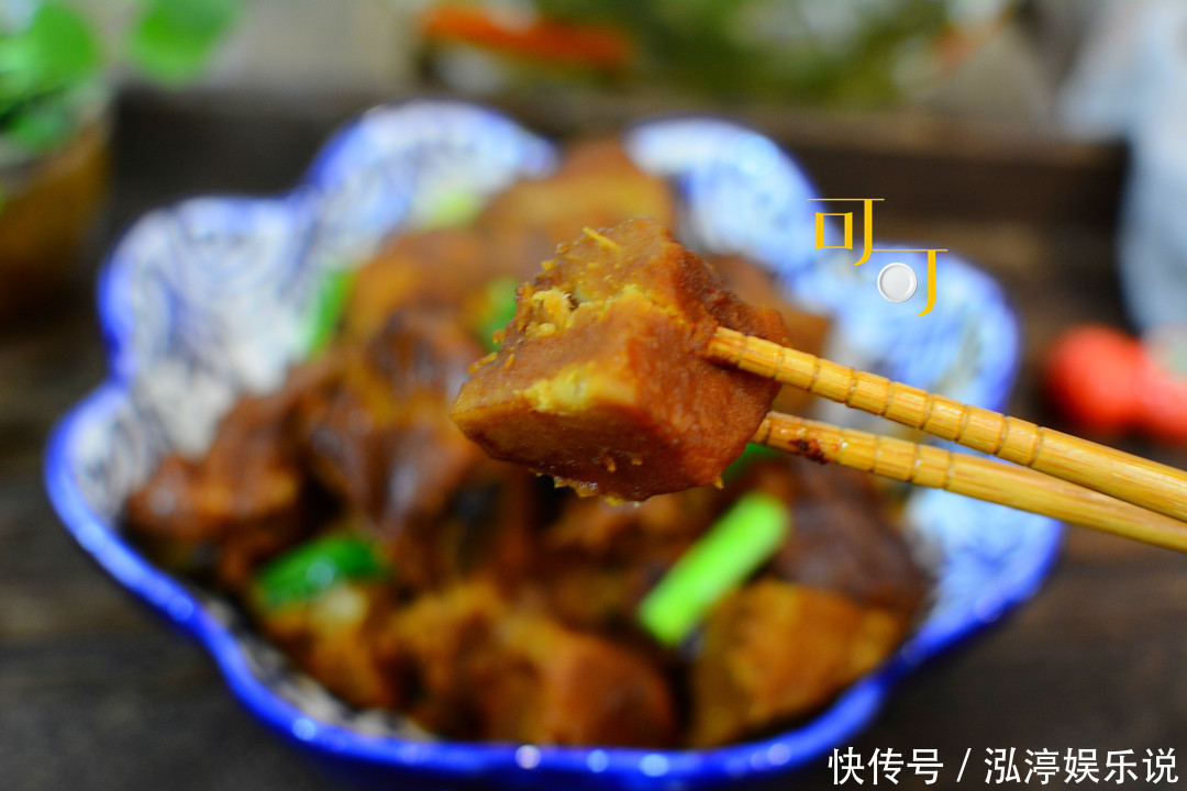  硬菜|香糯绵软的荔浦芋头，配肉香四溢的排骨，年夜饭上有这道硬菜好赞