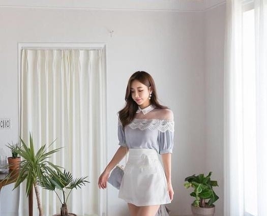 时尚|孙允珠展示两款拼接A字连衣裙,简单好穿的款式轻松穿出优美感