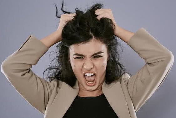 长期失眠|长期失眠,多半是4穴位不通!自己在家揉,酣睡到天明