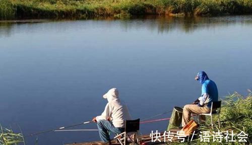 三伏天鲢鳙最好钓,手竿钓鲢鳙,这种钓法最犀利,一钓一个准!