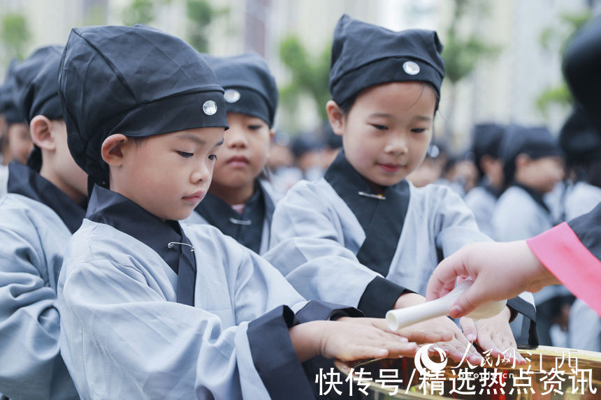 江西$江西吉州区：开笔明礼 启蒙人生