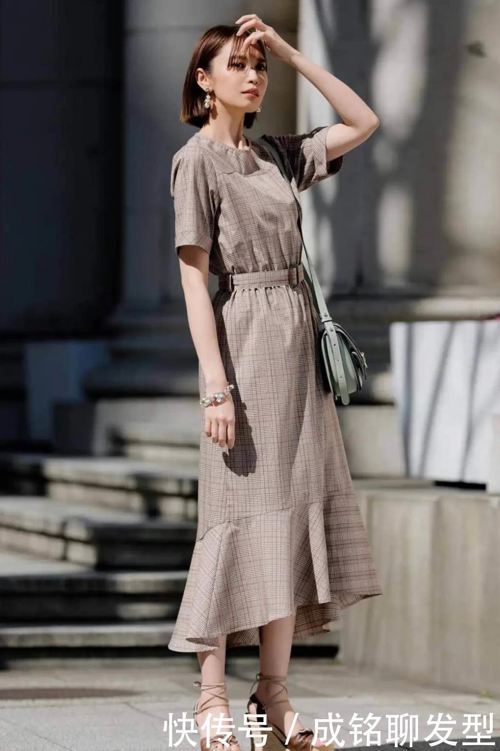格纹|夏日精美的“职场穿搭”,精致大方又显气质,时尚减龄又显身材