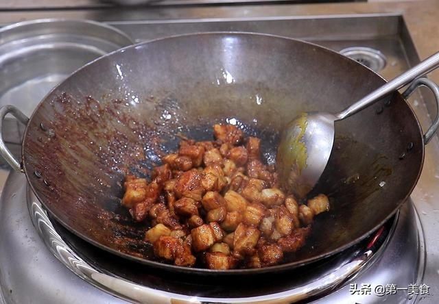 啤酒|红烧肉最忌讳焯水，厨师长教你一招，肥而不腻又去腥，家人都爱吃