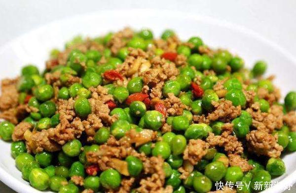 小米辣|夏天,這菜要常吃,3塊一斤,孩子多吃對(duì)眼睛好,現(xiàn)在吃正是時(shí)候