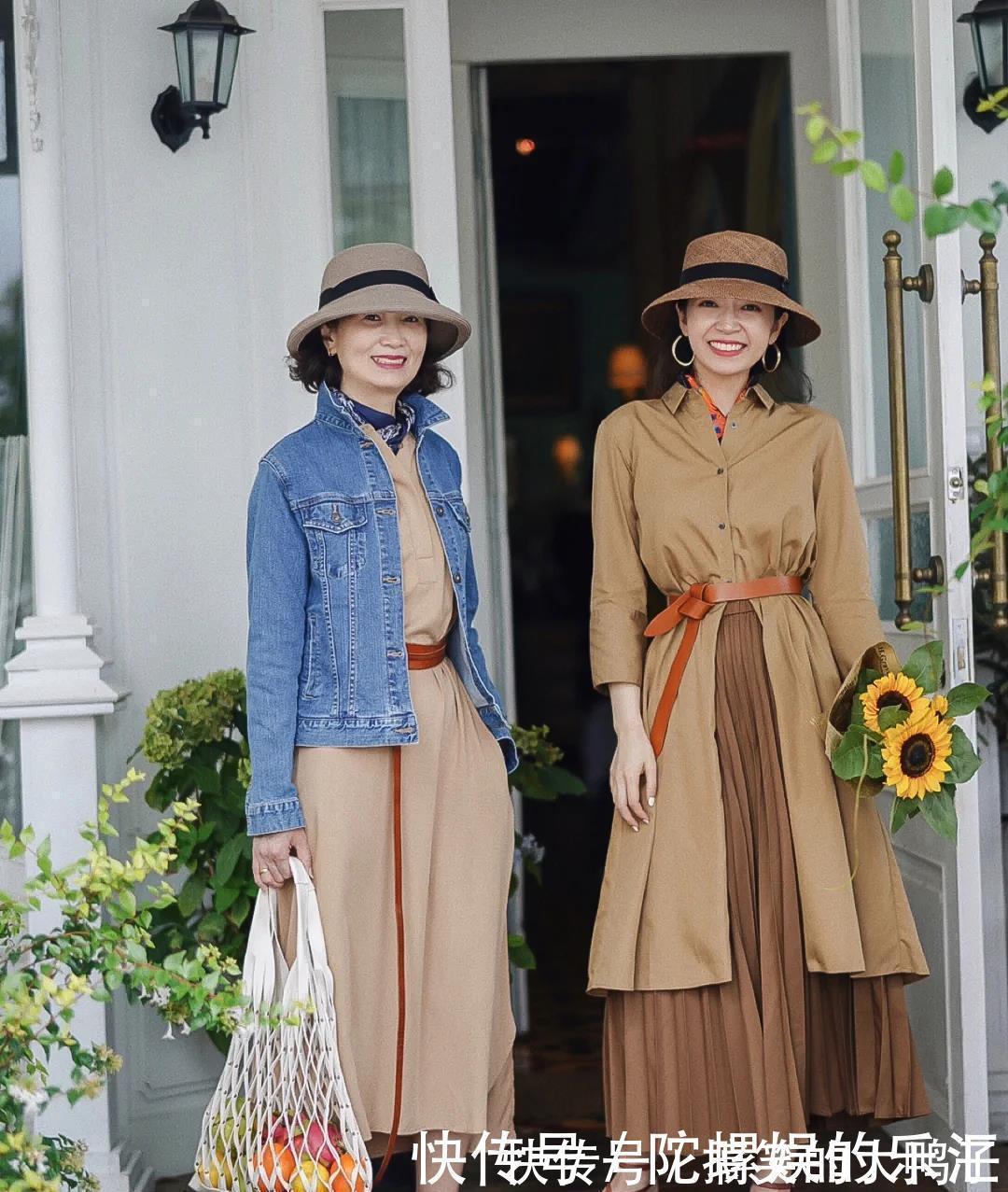 半身裙|年近六十却美得优雅，这位中老年妈妈的“气质穿搭”，真值得学习