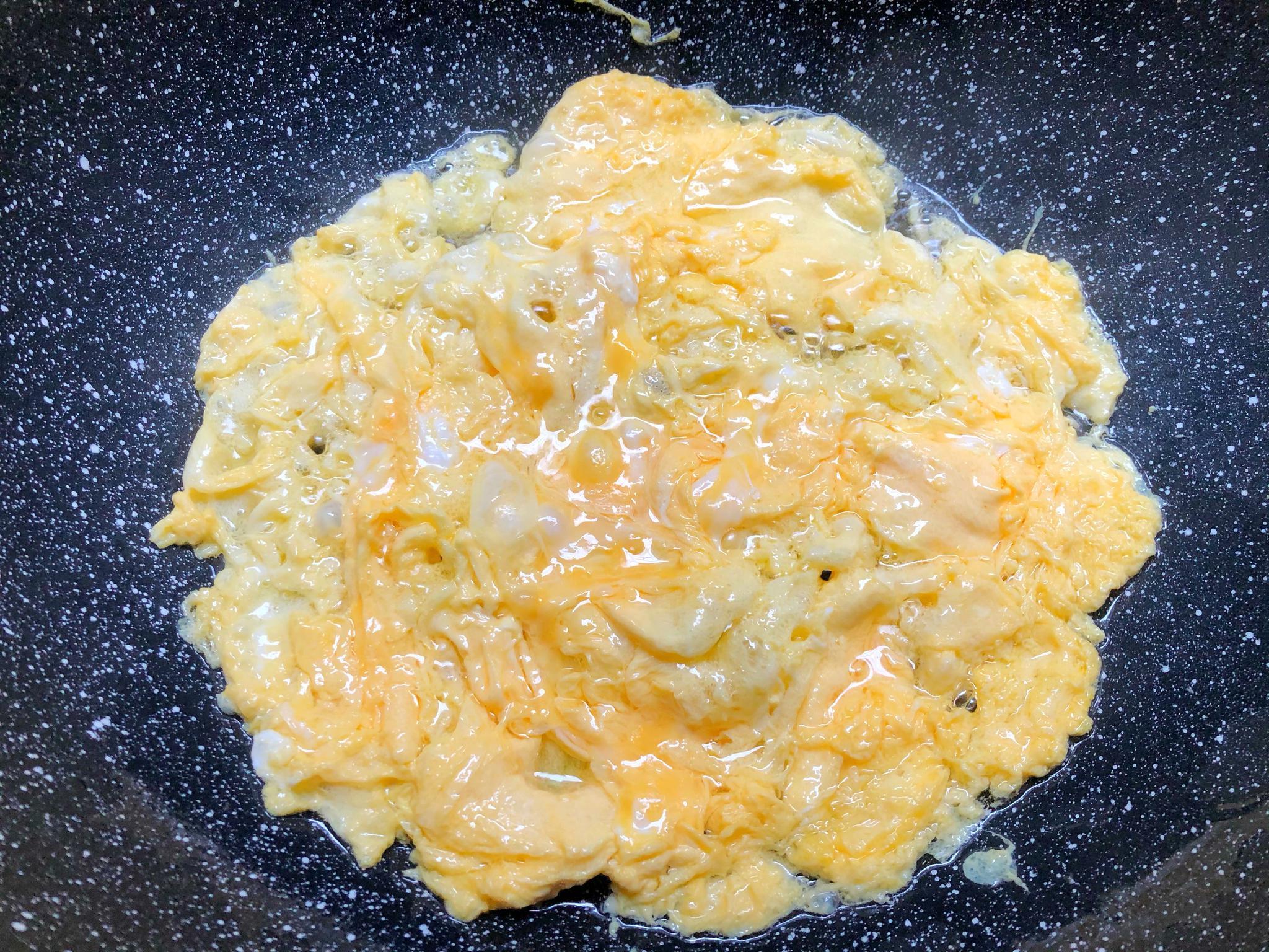 翻炒|早餐,我家就喜欢吃它,软糯鲜香,营养又美味