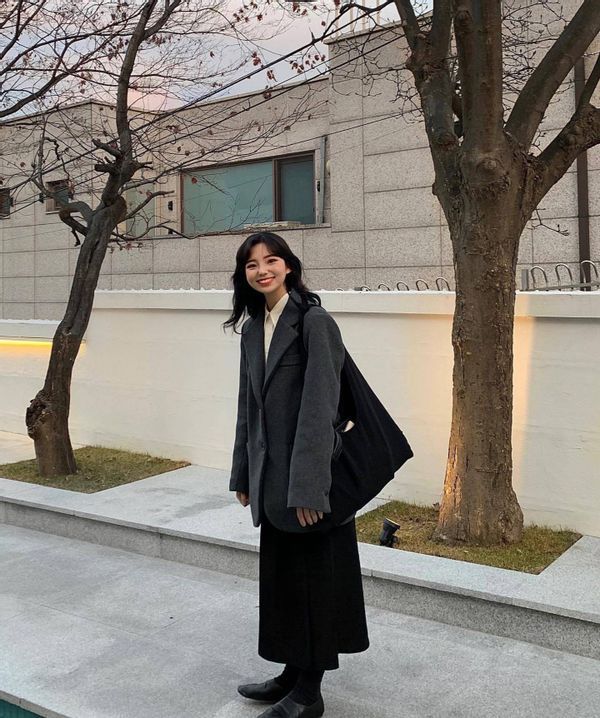 “ins风”甜酷穿搭太迷人了，可甜可盐个性十足，照着穿超气质