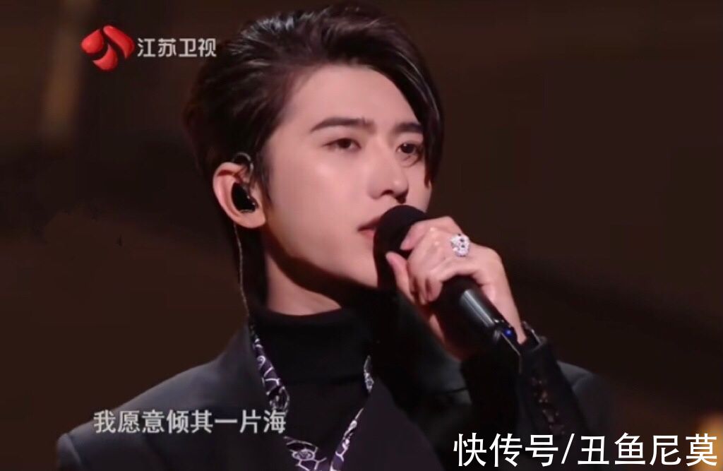 金曲听不够，故事不够听，江苏卫视跨年晚会致敬新时代唱响新生活