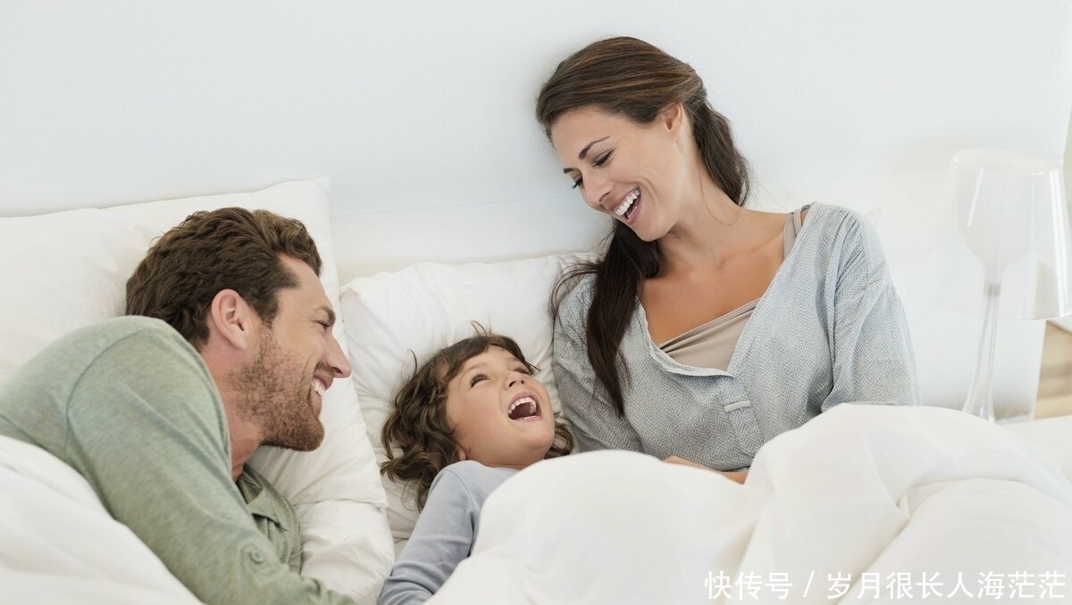 答案|生完孩子要和老公分房睡吗？听完这三位宝妈的故事，你就有了答案