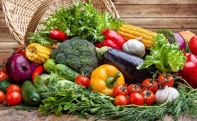 医生|54岁女子,肝癌晚期,化疗2次离世,医生怒斥:冰箱1物伤肝又索命