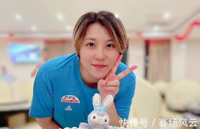 副攻|官宣！中塞女排15人组队完成，毛钧怡替换李伟伟，袁心玥不加盟
