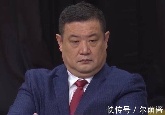 陶汉林|山东男篮惨败!徐长锁赛后还在“甩锅”,高诗岩愤怒吃T真相出炉