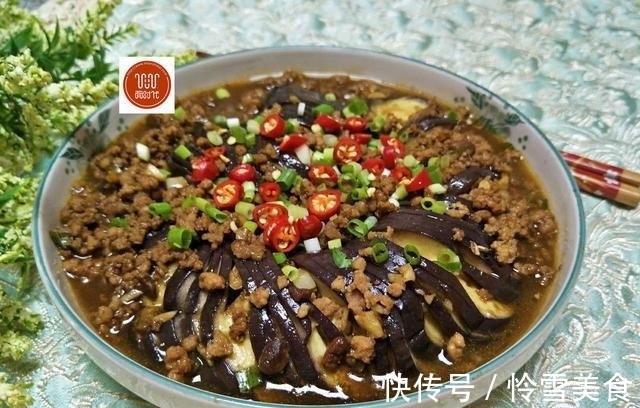 茄子|茄子最简单的做法，不炸不炒，儿子吃了2碗饭还要吃，实在太下饭