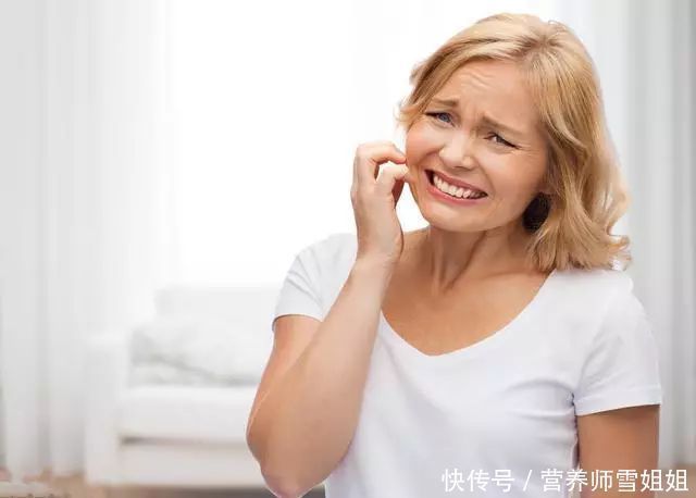 胰岛素|睡觉时,经常出现4种异常,十有八九血糖过高了,需严防并发症