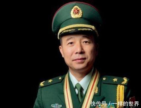 “特级航天员”景海鹏少将军衔副师级，3次上太空，现状如何！