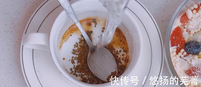 黑咖啡|入秋后想减肥,三餐这样搭配掉秤快,想安利给所有的姐妹!