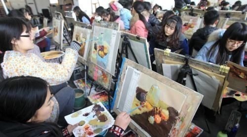 美术生@当美术学渣开始画明星,画面变得一言难尽,老师:这是怎么做到的