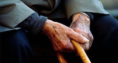 家务事|退休后,明事理的父母常有这两个举动,做子女的算有福气了