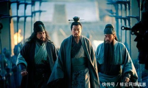 张飞|诸葛亮比徐庶更厉害,为何关羽和张飞服徐庶,却不服诸葛亮?