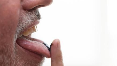  也许|脾胃虚弱，脸上可能会有3种异常，做好3件事，脾胃也许会开心