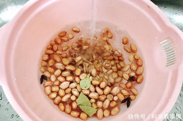  花生和它是绝配，做成养胃小零食，比油炸花生更美味，清香软糯！