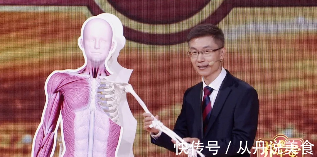 弹力带|肩膀疼痛乏力坚持做两个动作,肩膀越来越舒服,奥运冠军也在做